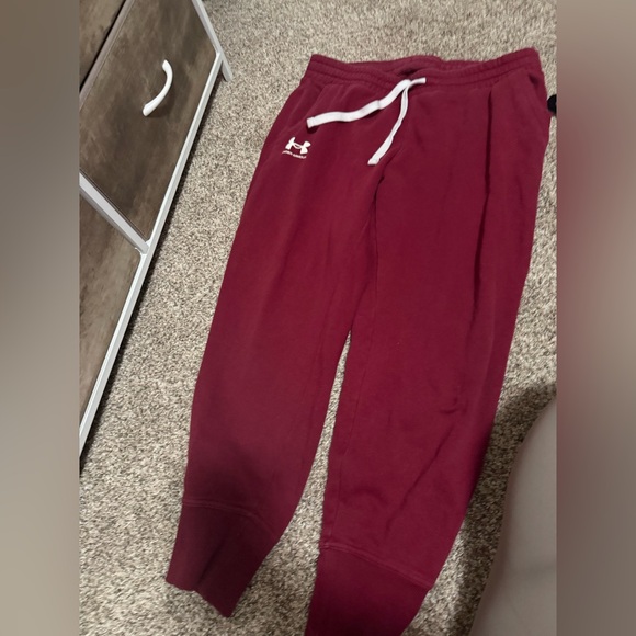 Under Armour Women's Maroon Joggers with White Accents - Picture 1 of 2